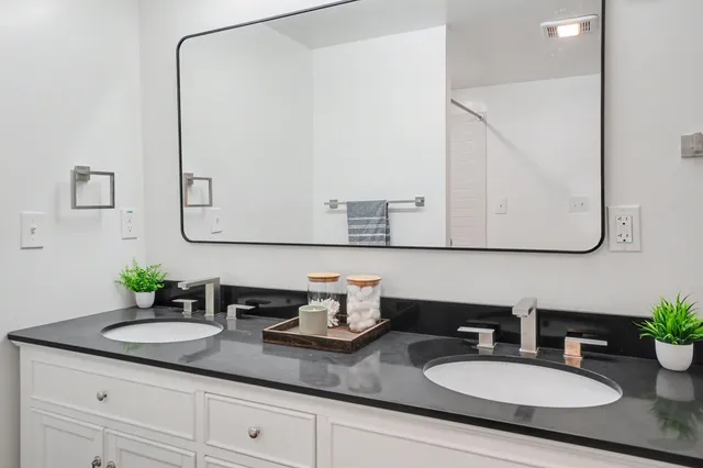 $299,900 | 2322 Maple Island Road, Twin Lake, MI 49457