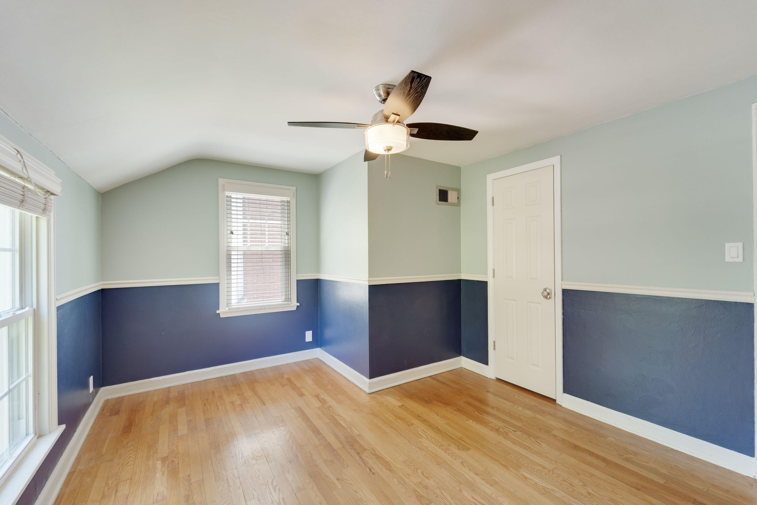 5639 North Bay Ridge Avenue Whitefish Bay, WI 53217 - Photo 13 of 17 Bedroom