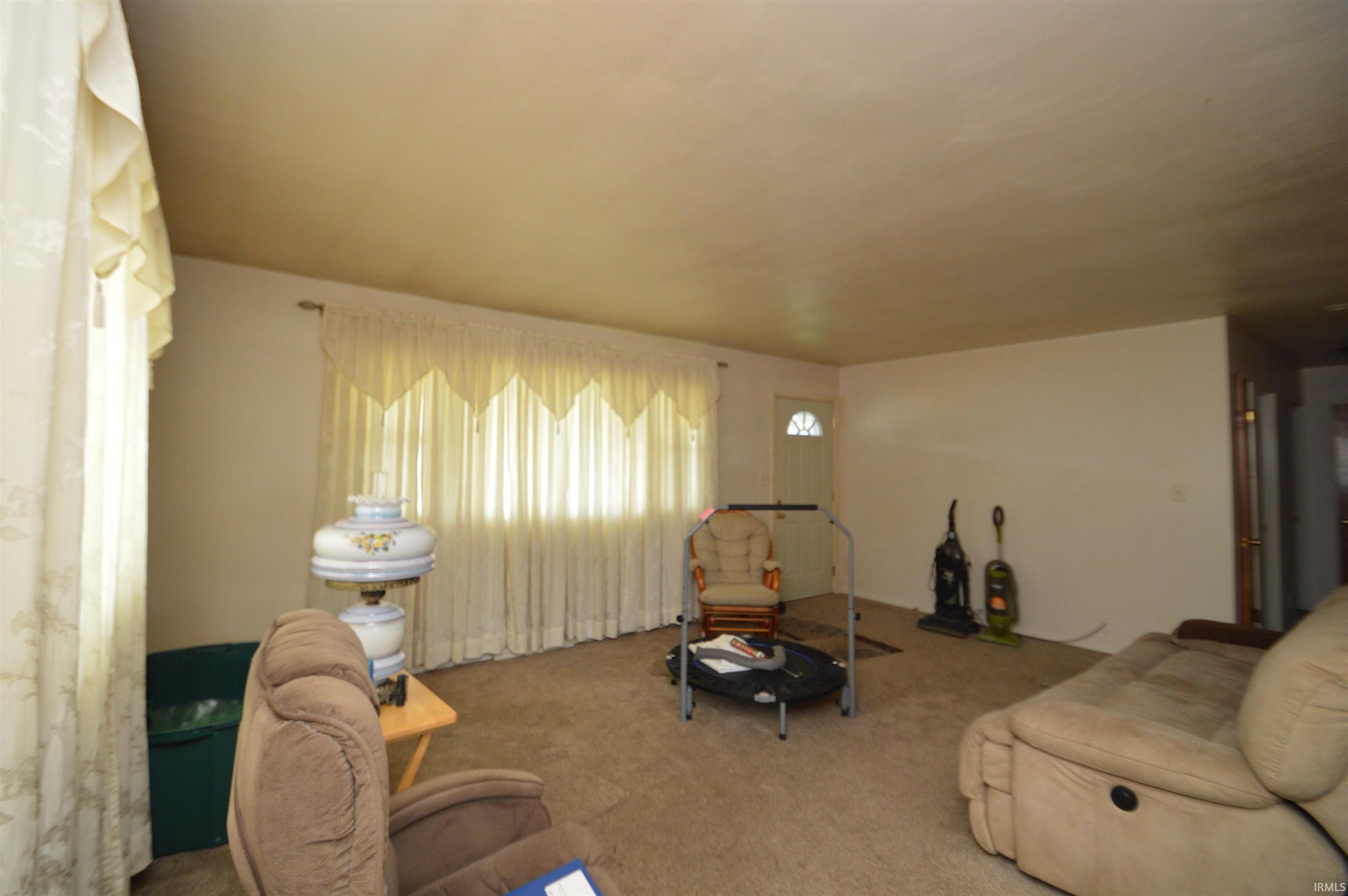2808 Edison Road South Bend, IN 46615 - Photo 3 of 15