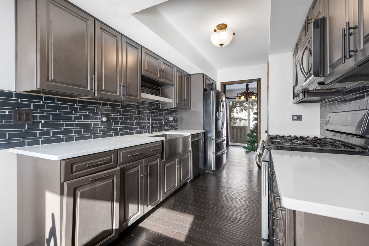 237 Pinewood Lane Bloomingdale, IL 60108 - Photo 12 of 29