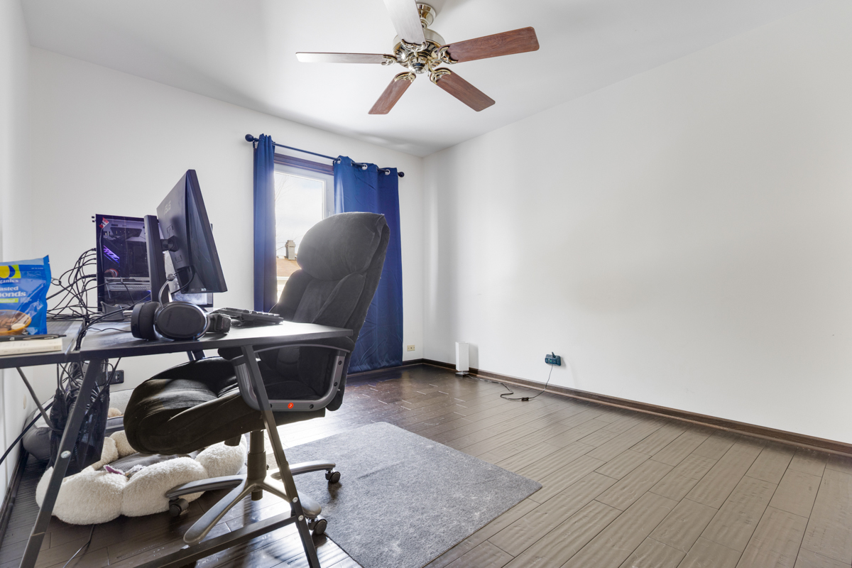 237 Pinewood Lane Bloomingdale, IL 60108 - Photo 18 of 29