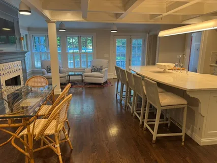 $2,595,000 | 464 Oakwood Avenue, Lake Forest, IL 60045