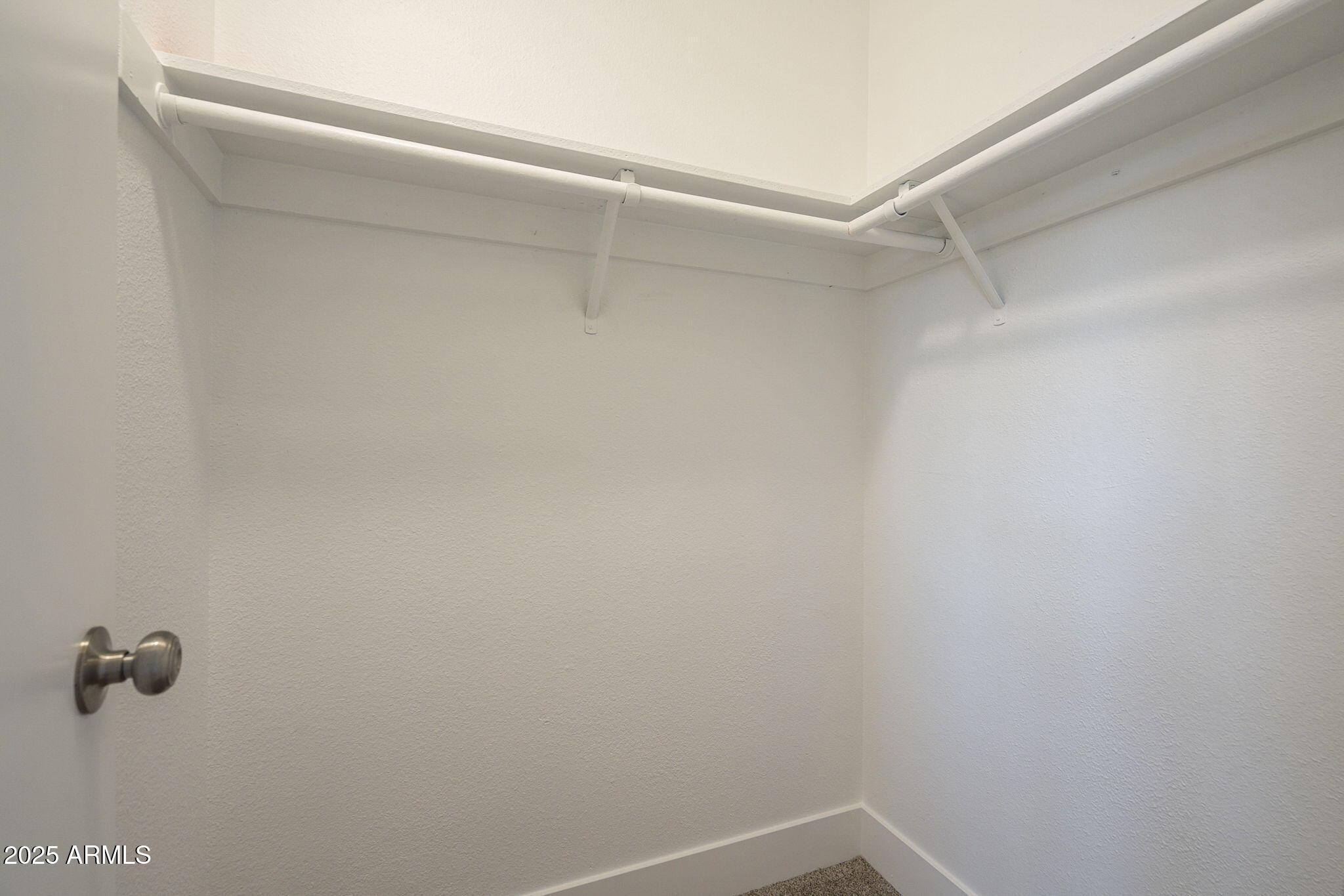 1038 East Carson Drive Tempe, AZ 85282 - Photo 23 of 44 23-web-or-mls-Carson-23