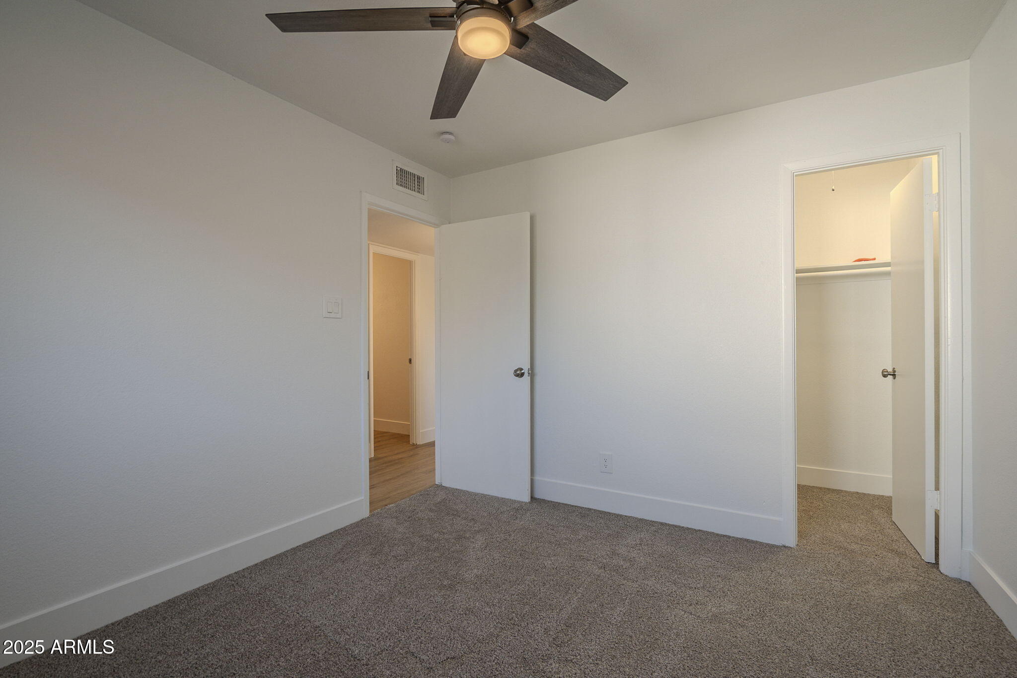 1038 East Carson Drive Tempe, AZ 85282 - Photo 26 of 44 26-web-or-mls-Carson-26