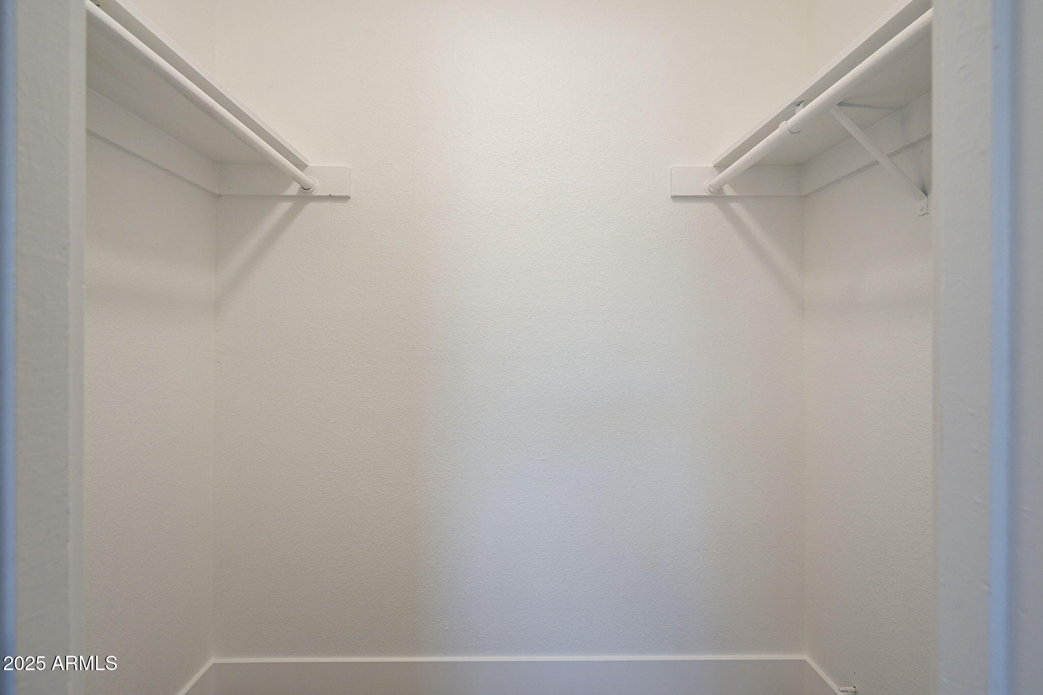 1038 East Carson Drive Tempe, AZ 85282 - Photo 32 of 44 32-web-or-mls-Carson-32