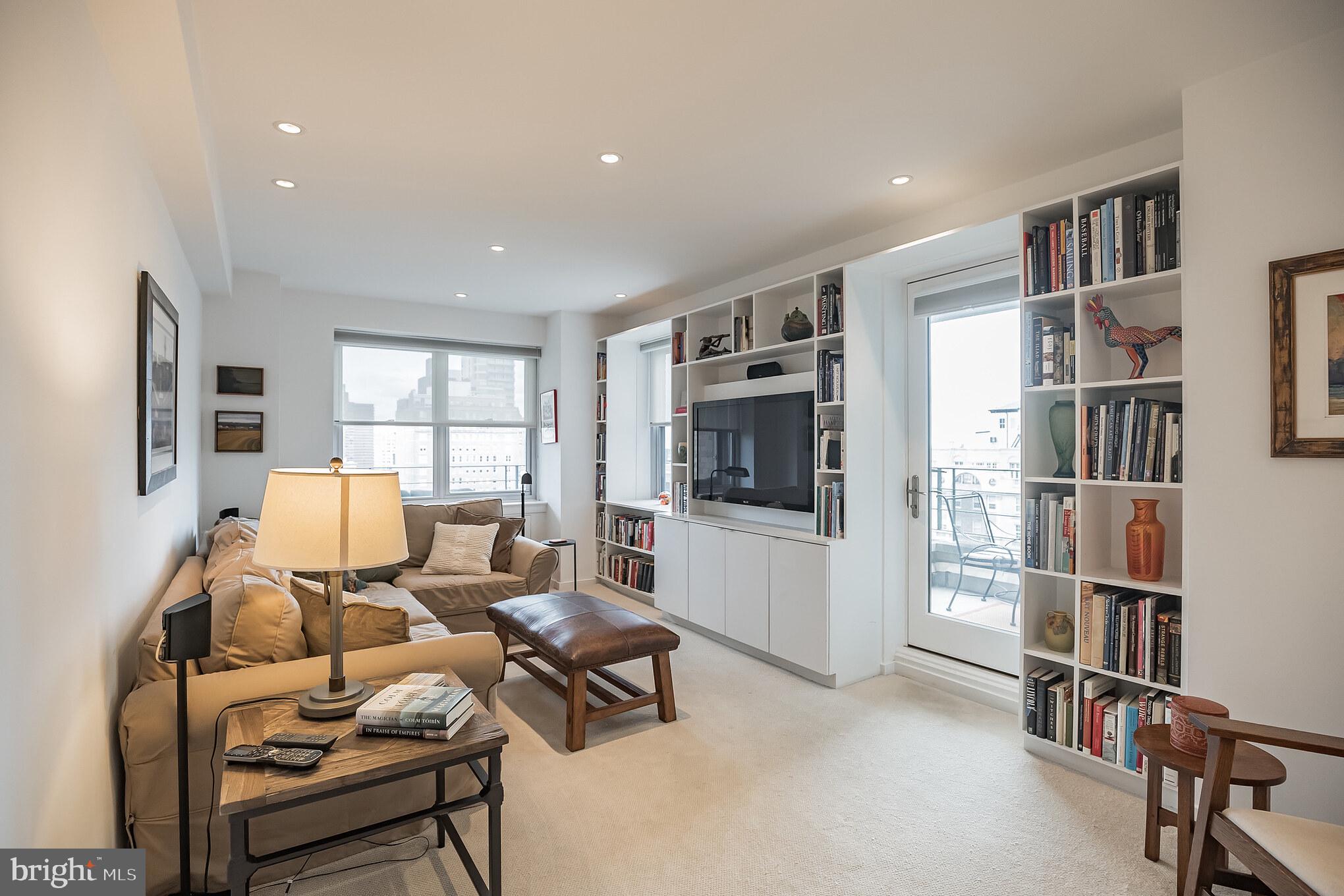 220 West Rittenhouse Square, Unit 22B Philadelphia, PA 19103 - Photo 11 of 24 Den/Third Bedroom