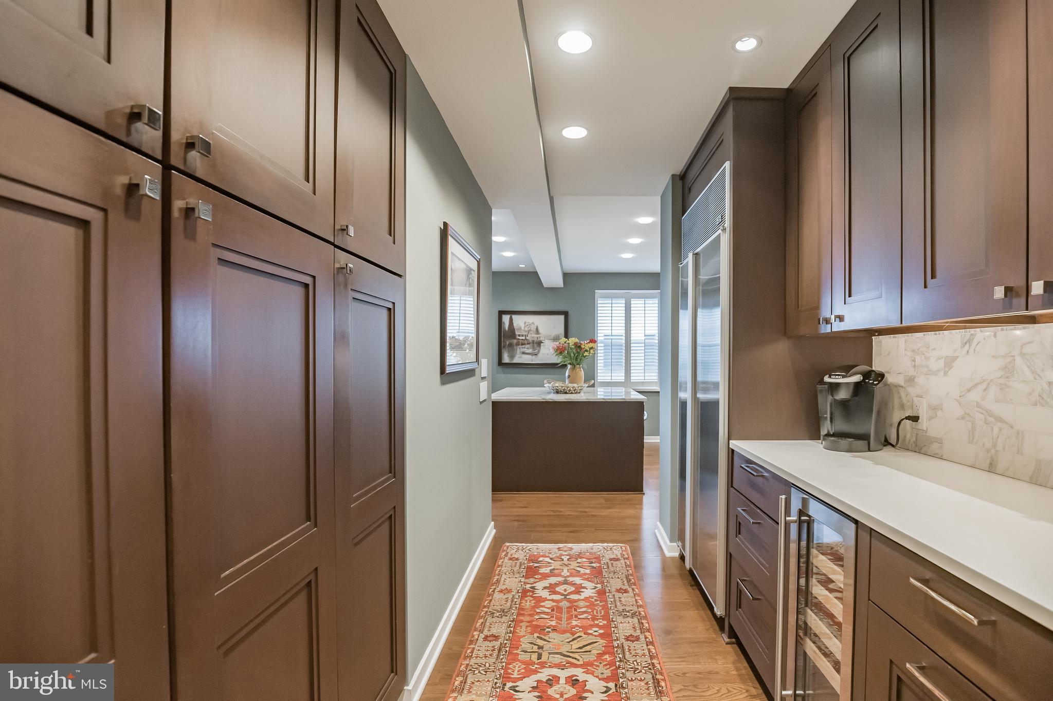 220 West Rittenhouse Square, Unit 22B Philadelphia, PA 19103 - Photo 10 of 24 Butler's Pantry