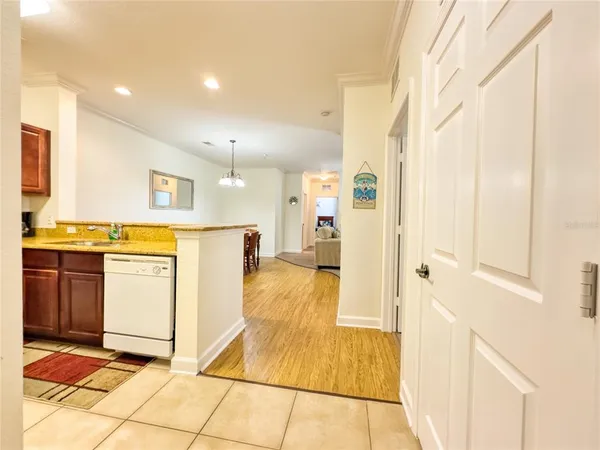 $1,650 | 8010 Tuscany Way, Unit 5104, Davenport, FL 33896