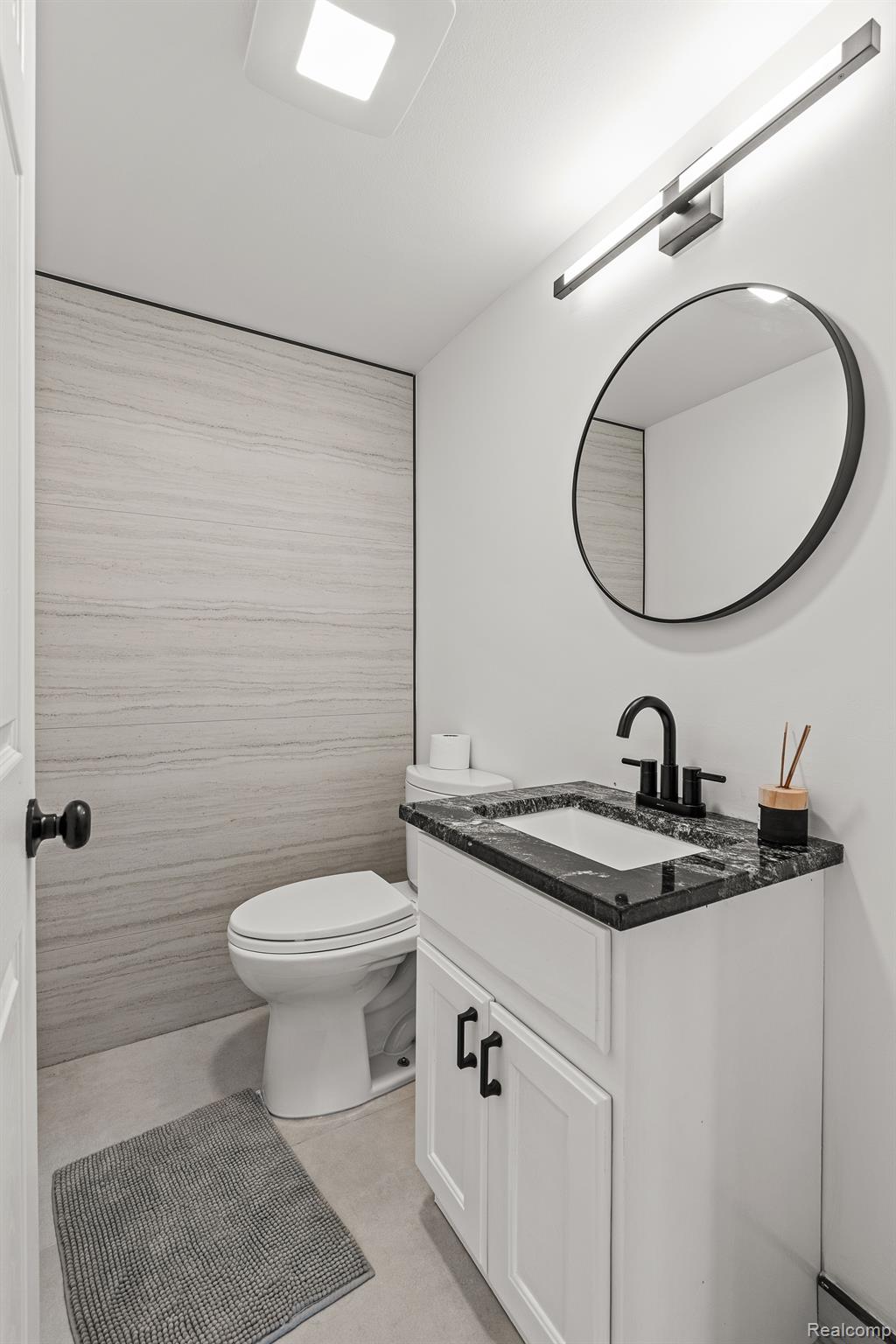 29594 Hoover Road Warren, MI 48093 - Photo 10 of 14 Gallery Image 10