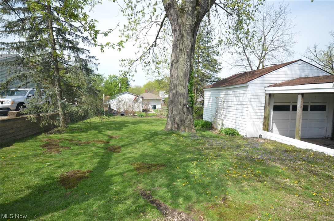 666 Brittain Road Akron, OH 44305 - Photo 30 of 33 Gallery Image 30