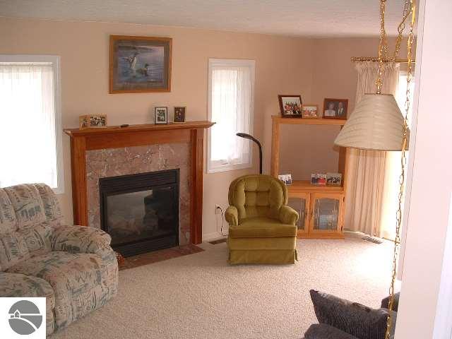 7246 East Harrys Road Traverse City, MI 49684 - Photo 4 of 15 1691126-3.JPG