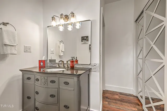 $291,000 | 190 Hilton Hill Road, Elizabethton, TN 37643