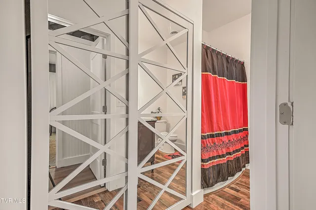 $291,000 | 190 Hilton Hill Road, Elizabethton, TN 37643