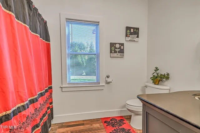 $291,000 | 190 Hilton Hill Road, Elizabethton, TN 37643