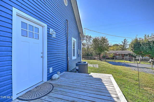 $291,000 | 190 Hilton Hill Road, Elizabethton, TN 37643