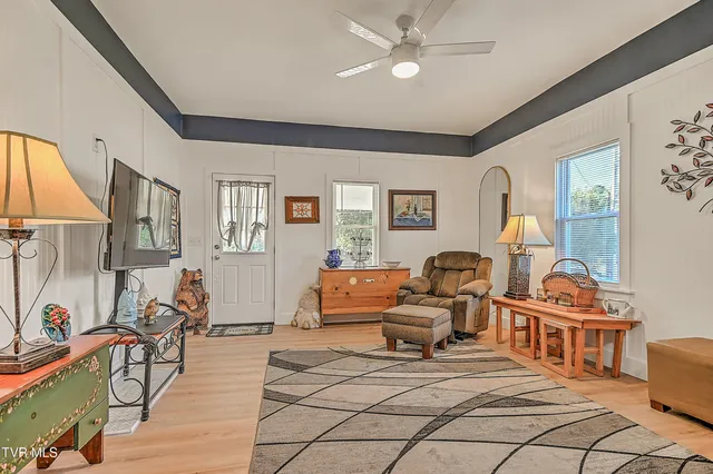 $291,000 | 190 Hilton Hill Road, Elizabethton, TN 37643