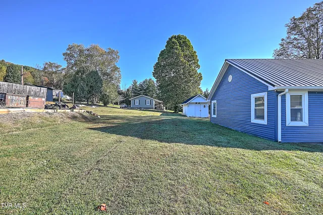 $291,000 | 190 Hilton Hill Road, Elizabethton, TN 37643