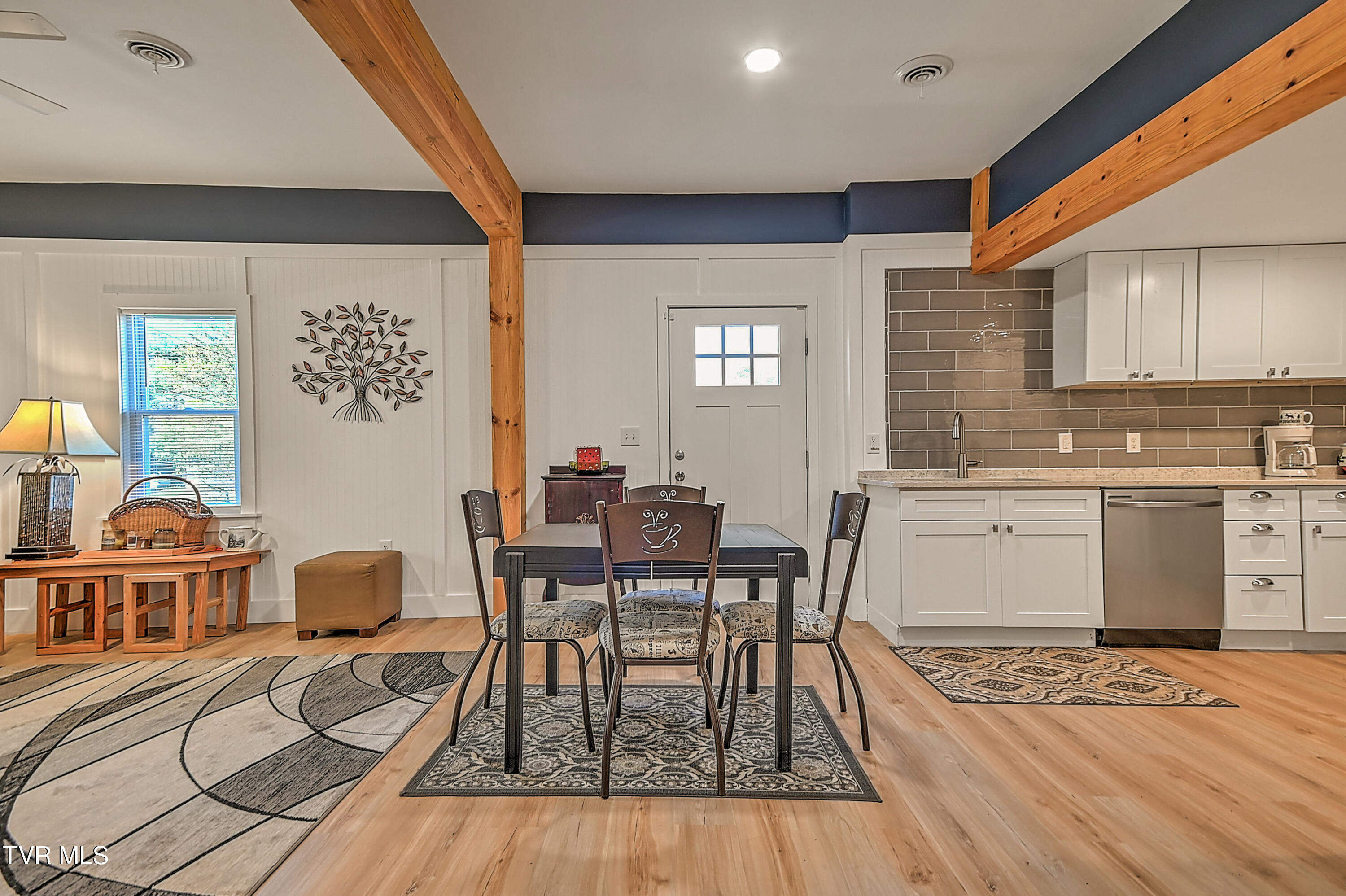 190 Hilton Hill Road Elizabethton, TN 37643 - Photo 8 of 38 190 Hilton Hill KW-12