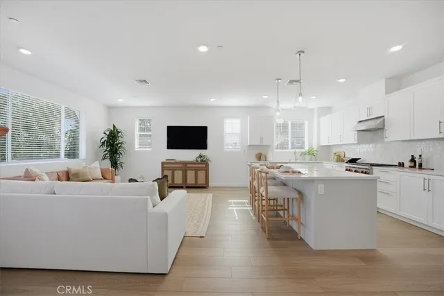 $1,305,100 | 2380 Haley Pt Drive, Unit 104, Ventura, CA 93003