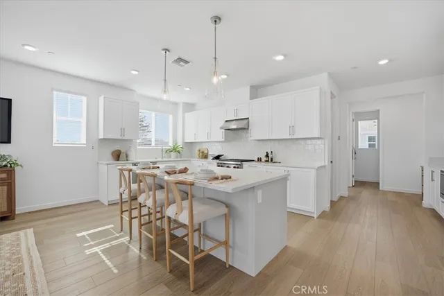 $1,305,100 | 2380 Haley Pt Drive, Unit 104, Ventura, CA 93003