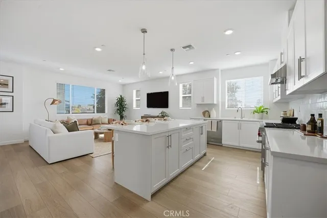 $1,305,100 | 2380 Haley Pt Drive, Unit 104, Ventura, CA 93003