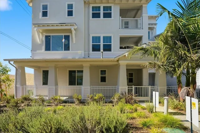 $1,305,100 | 2380 Haley Pt Drive, Unit 104, Ventura, CA 93003