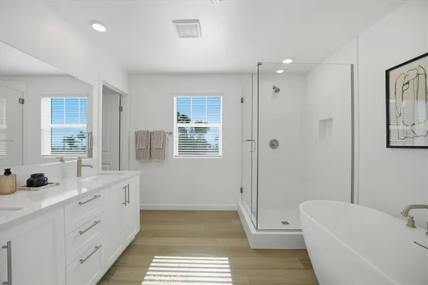 $1,198,000 | 2380 Haley Pt Drive, Unit 104, Ventura, CA 93003