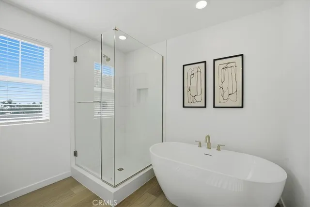 $1,305,100 | 2380 Haley Pt Drive, Unit 104, Ventura, CA 93003