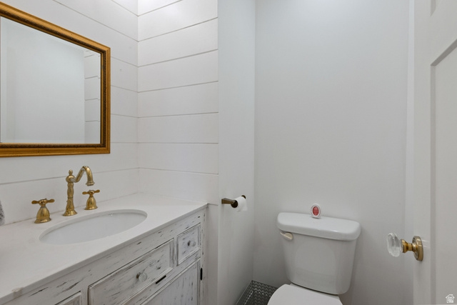 1214 North 300 West Mapleton, UT 84664 - Photo 10 of 33 Updated Bathroom on the Main Level
