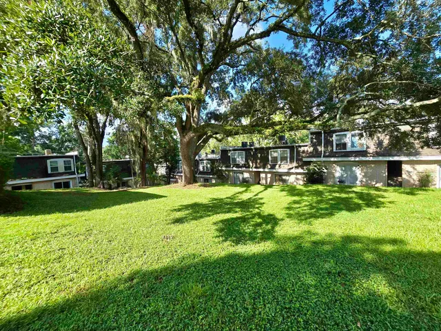 $69,900 | 2020 Continental Avenue, Unit 140, Tallahassee, FL 32304