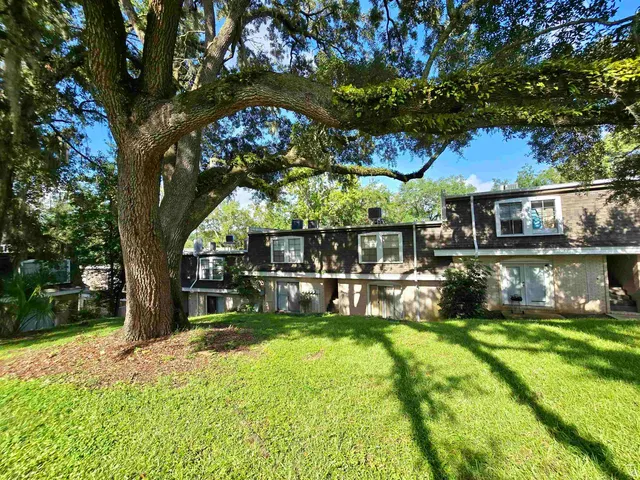 $69,900 | 2020 Continental Avenue, Unit 140, Tallahassee, FL 32304