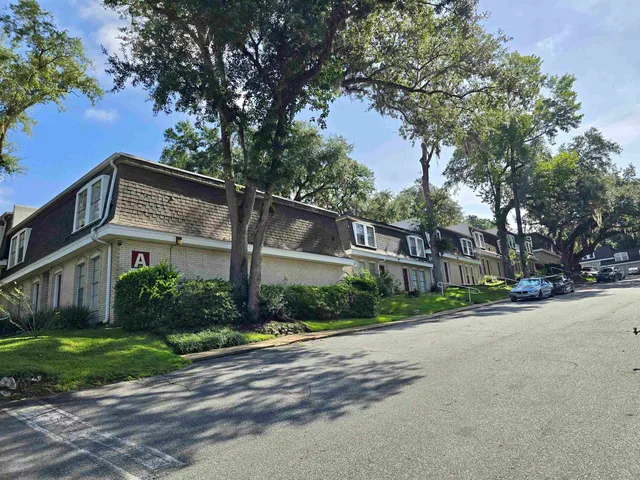 $69,900 | 2020 Continental Avenue, Unit 140, Tallahassee, FL 32304