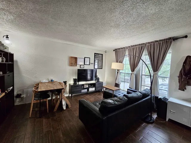 $69,900 | 2020 Continental Avenue, Unit 140, Tallahassee, FL 32304