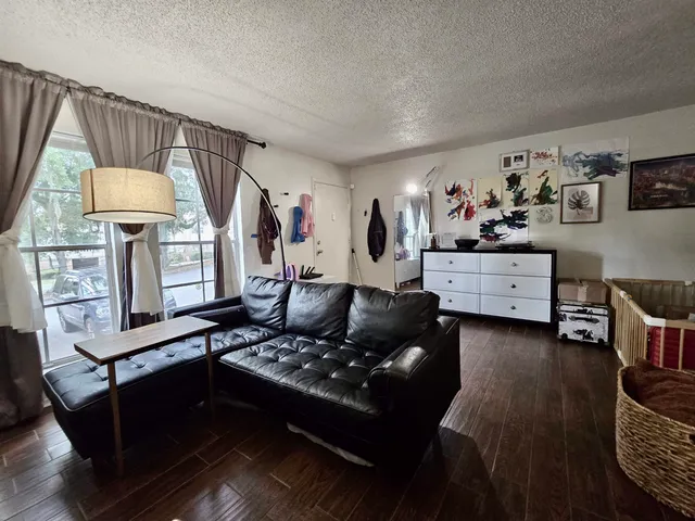 $69,900 | 2020 Continental Avenue, Unit 140, Tallahassee, FL 32304