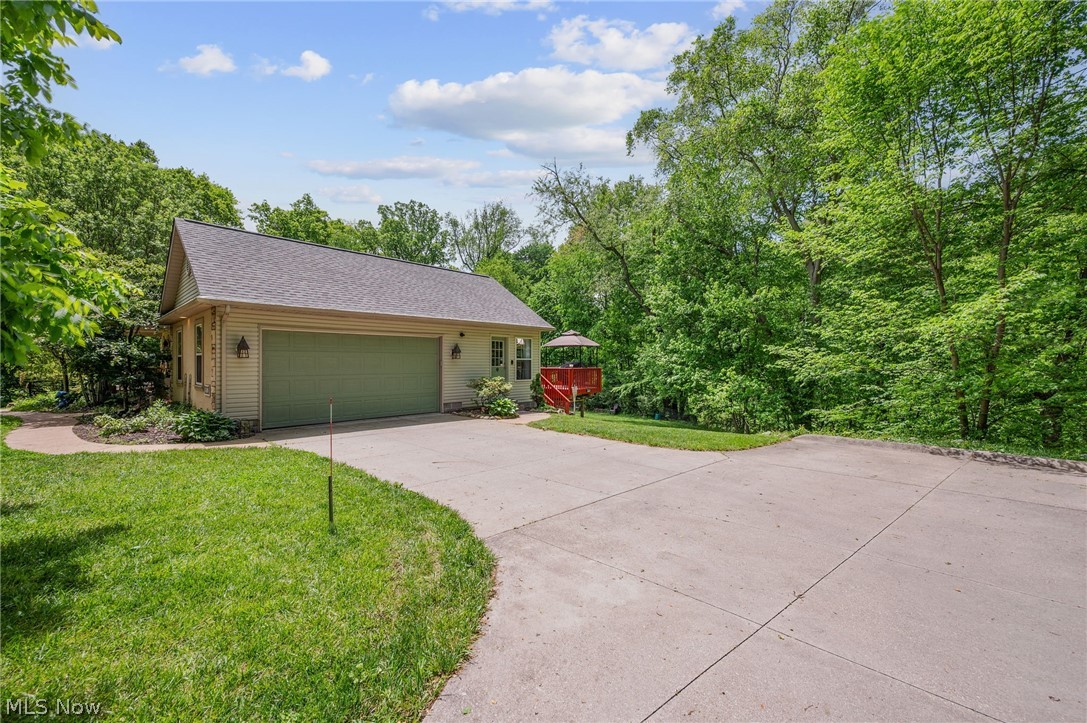 6308 Manchester Road New Franklin, OH 44216 - Photo 45 of 47