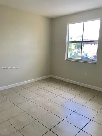 $2,100 | 2731 Southeast 17th Avenue, Unit 201, Homestead, FL 33035
