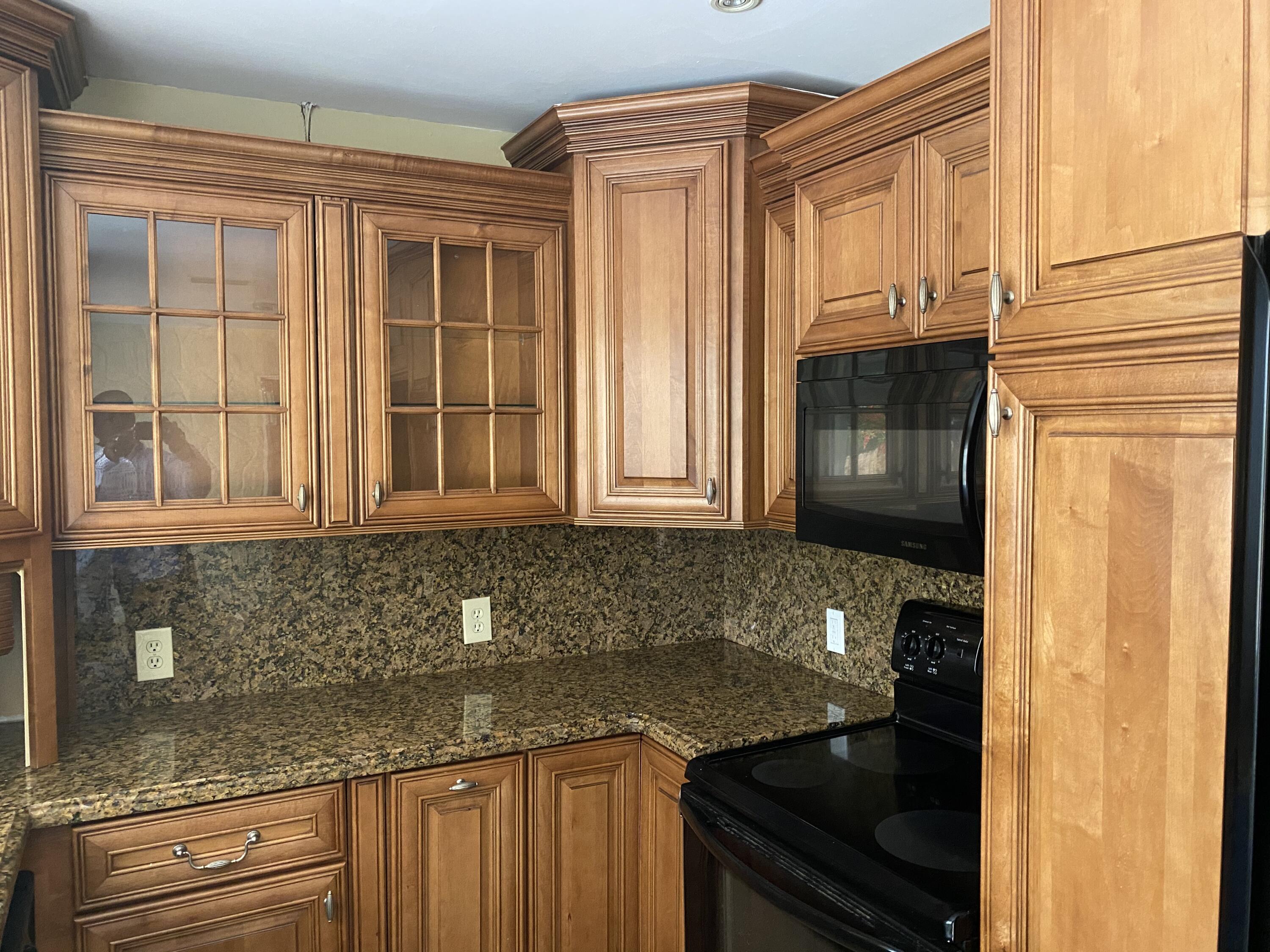 7086 Lawrence Road Boynton Beach, FL 33436 - Photo 6 of 16 IMG_1242