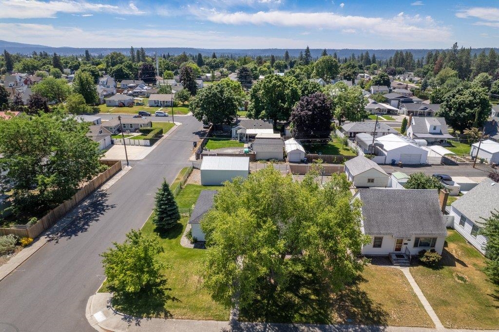 2803 West Sanson Avenue Spokane, WA 99205 - Photo 28 of 33