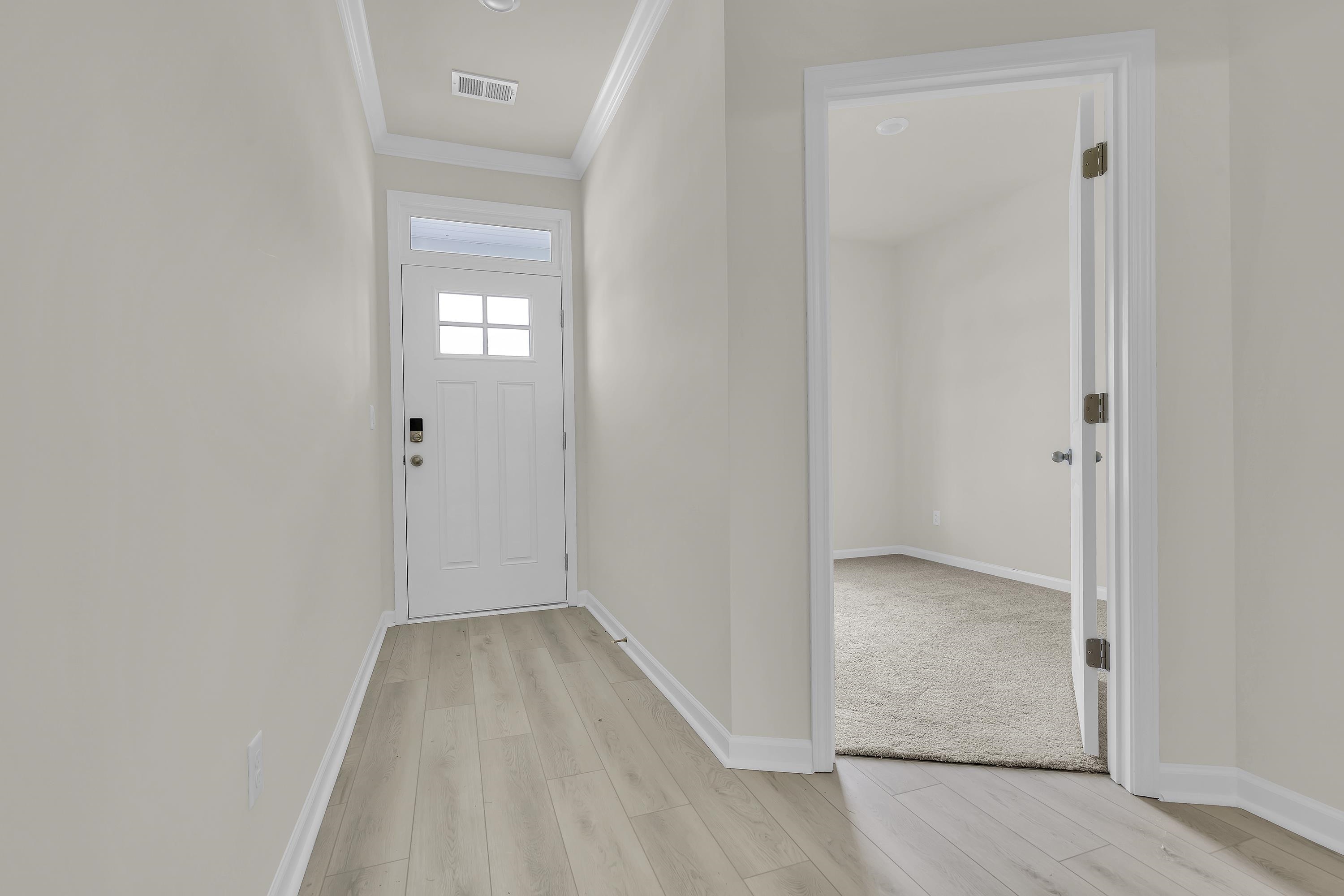 140 Hunter Ridge Drive Boiling Springs, SC 29316 - Photo 2 of 22 Gallery Image 2