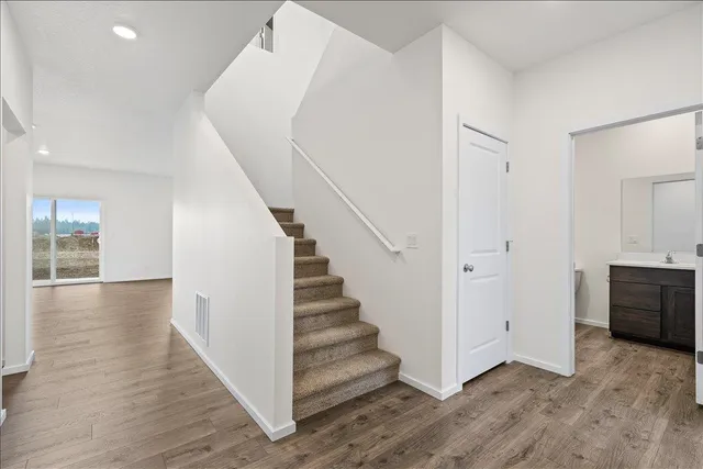 $557,500 | 410 North Washington Drive, Deer Park, WA 99006