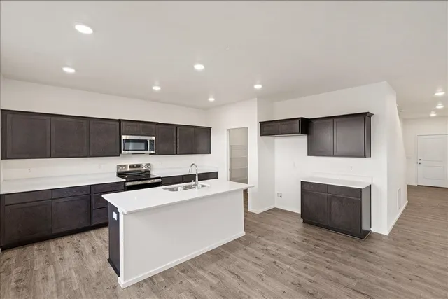 $557,500 | 410 North Washington Drive, Deer Park, WA 99006