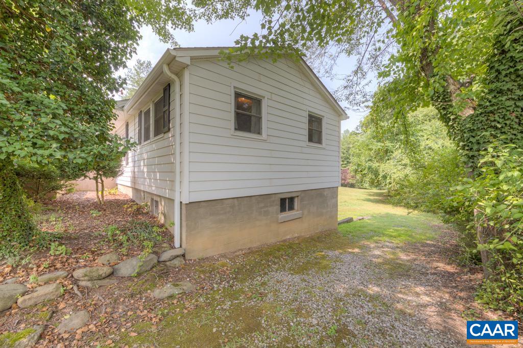1935 Lambs Road Charlottesville, VA 22901 - Photo 6 of 24 a view of backyard of house