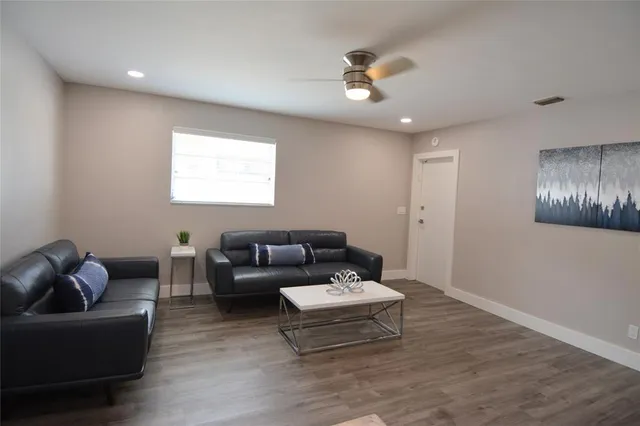 $6,900 | Undisclosed Address, Hollywood, FL 33021