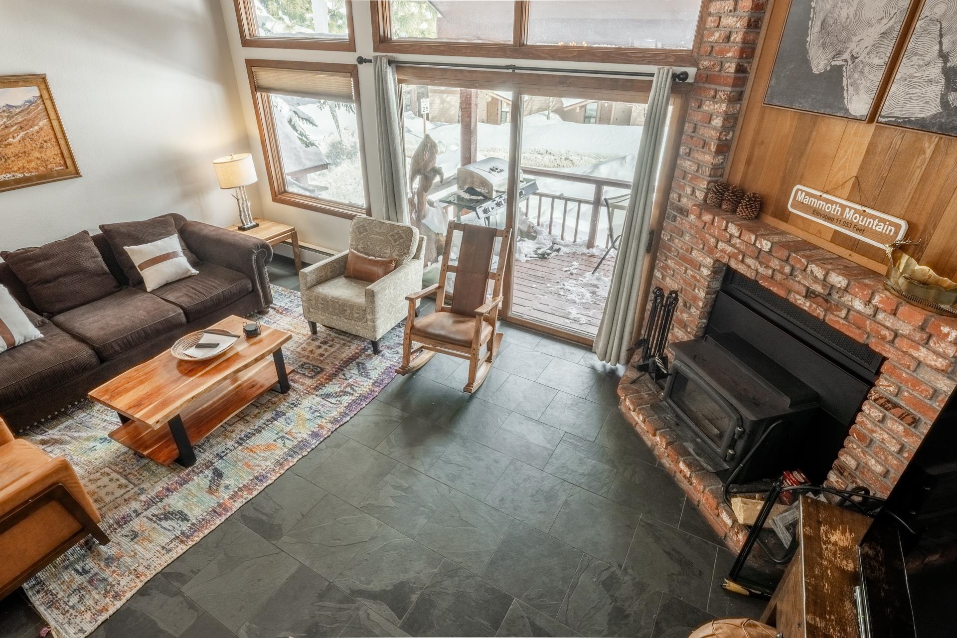 3392 Chateau Road, Unit 2 Mammoth Lakes, CA 93546 - Photo 14 of 43 Gallery Image 14