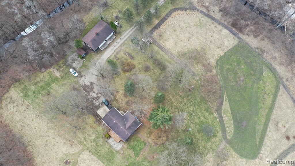 14191 Seymour Road Linden, MI 48451 - Photo 15 of 58