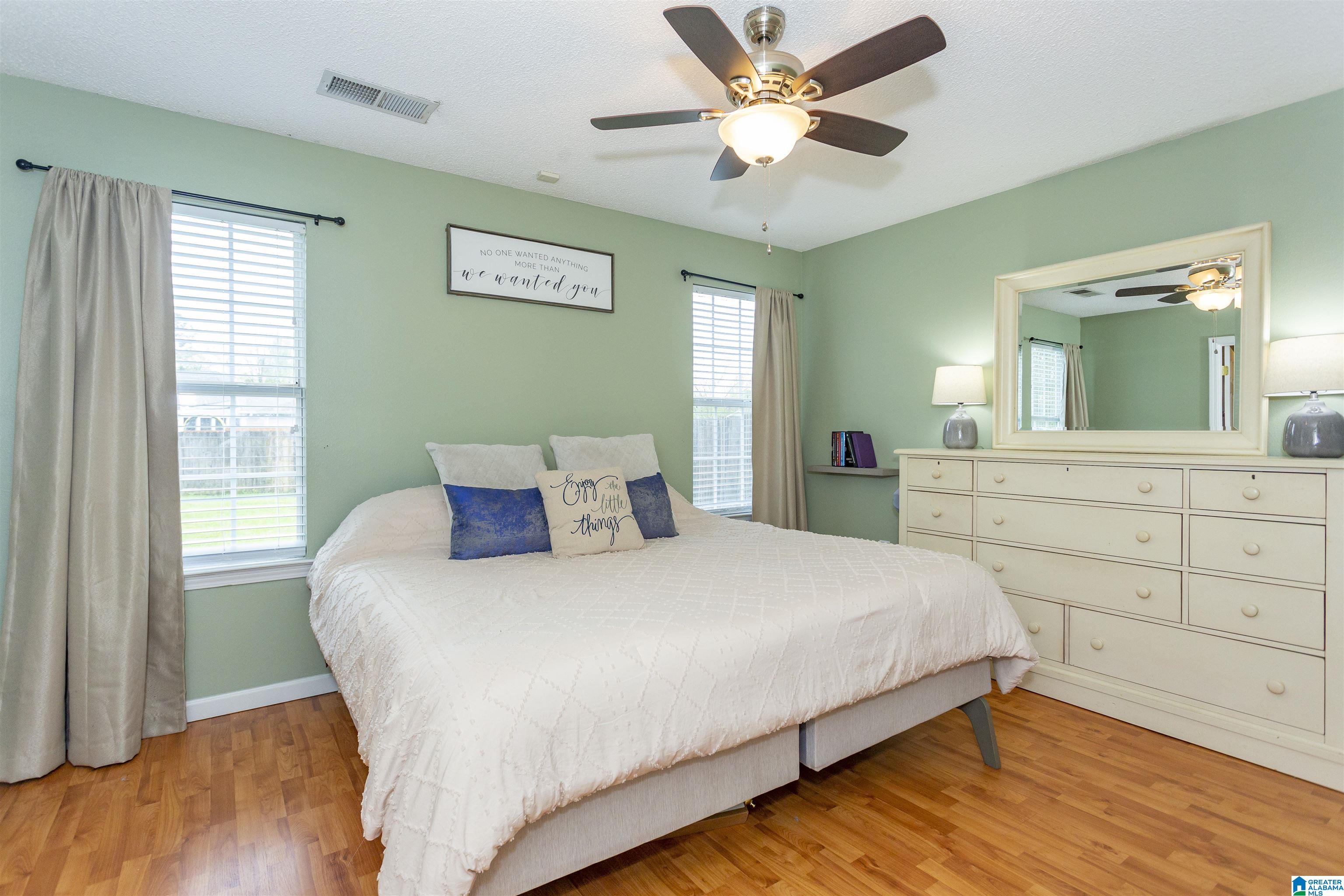 826 Meriweather Drive Calera, AL 35040 - Photo 9 of 23