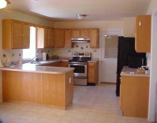 240 Stoughton Road Slippery Rock, PA 16057 - Photo 5 of 8 Kitchen.