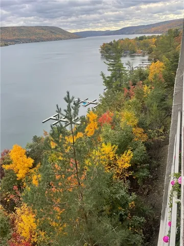 $295,000 | 163 Cliffside Drive, South Bristol, NY 14424