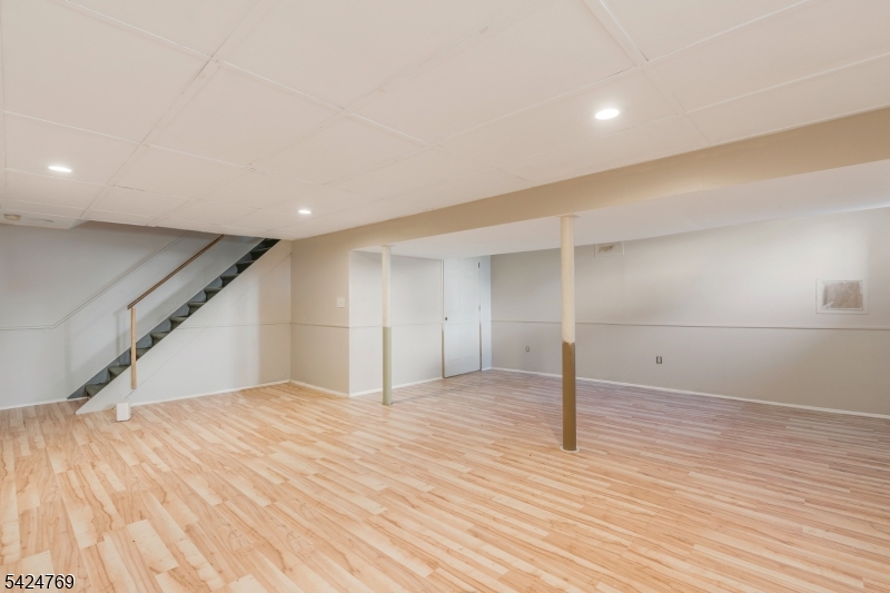 3 Mill Brook Road Flemington, NJ 08822 - Photo 24 of 37