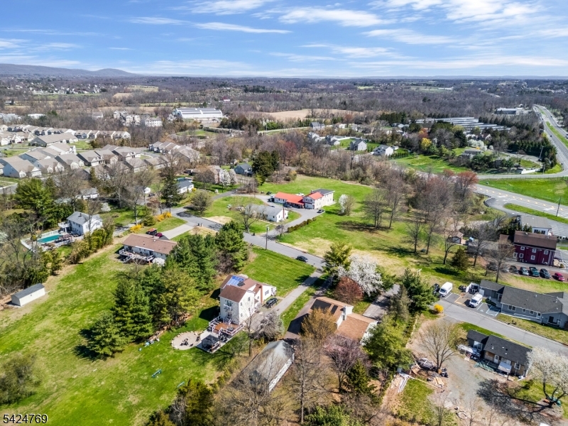 3 Mill Brook Road Flemington, NJ 08822 - Photo 34 of 37
